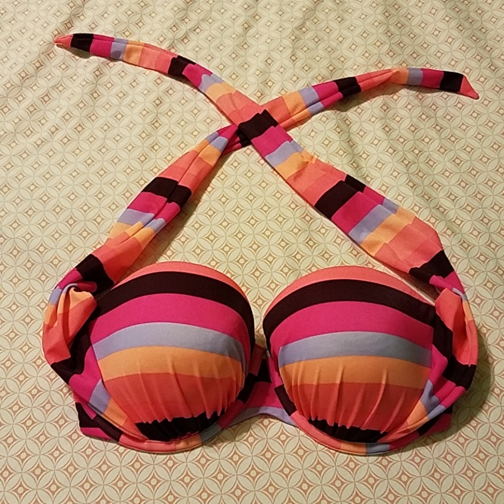 NWOT VS Multi-Way Bikini Top
